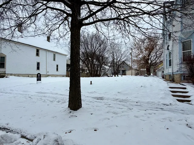 $300,000 | 2127 North 1st Street, Milwaukee, WI 53212