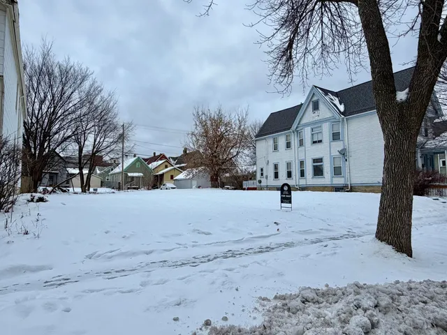 $300,000 | 2127 North 1st Street, Milwaukee, WI 53212