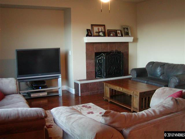 2270 Peavine Creek Road Reno, NV 89523 - Photo 5 of 9 Photo 5