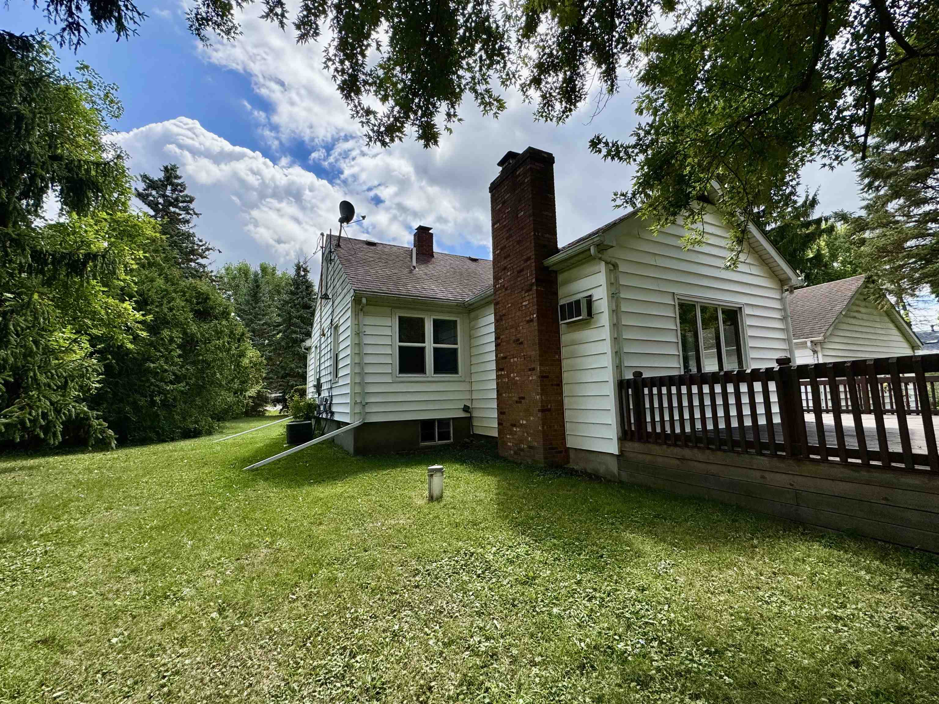 1068 South Graham Road Flint, MI 48532 - Photo 30 of 46