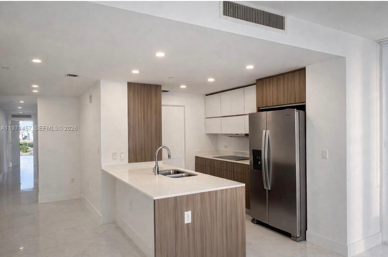 600 Northeast 27th Street, Unit 1001 Miami, FL 33137 - Photo 6 of 24