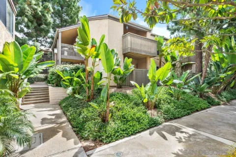 $460,000 | 8620 Via Mallorca, Unit H, La Jolla, CA 92037