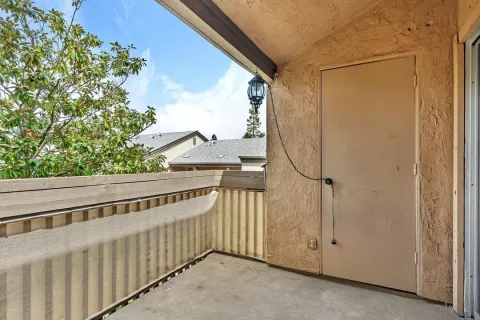 $460,000 | 8620 Via Mallorca, Unit H, La Jolla, CA 92037