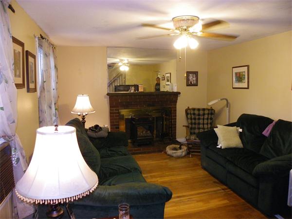 20 Ferncroft Road Braintree, MA 02184 - Photo 5 of 10 Gallery Image 5