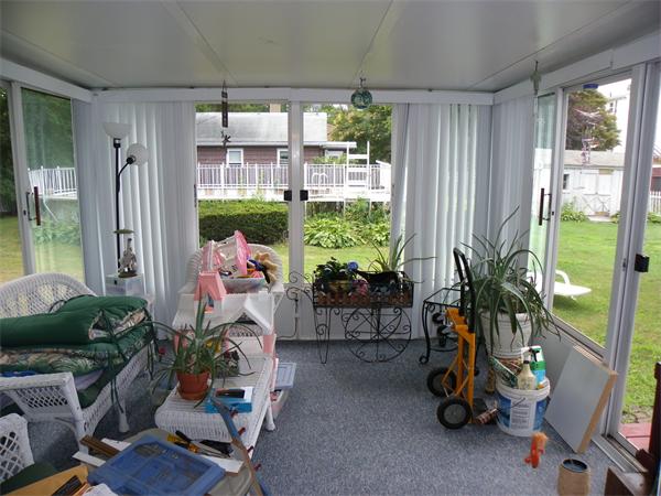 20 Ferncroft Road Braintree, MA 02184 - Photo 6 of 10 Gallery Image 6
