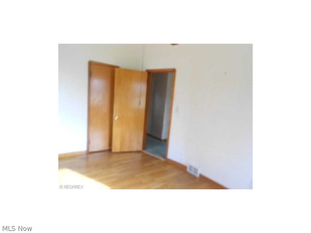 6988 State Road Cleveland, OH 44134 - Photo 6 of 23
