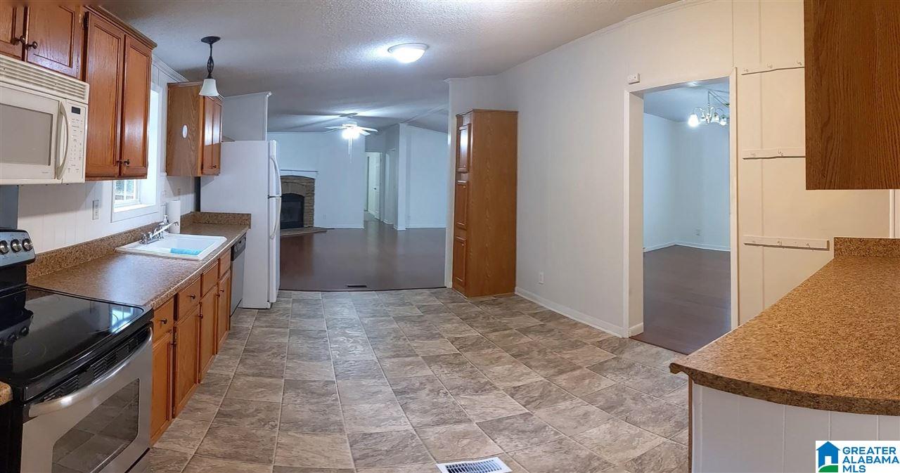 9433 Old Tennessee Pike Road Pinson, AL 35126 - Photo 6 of 9