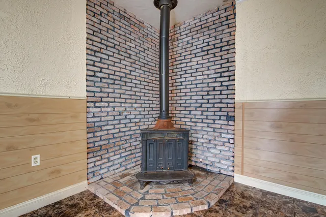 $245,900 | 754 Governor Road, Valparaiso, IN 46385