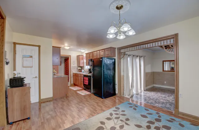 $245,900 | 754 Governor Road, Valparaiso, IN 46385