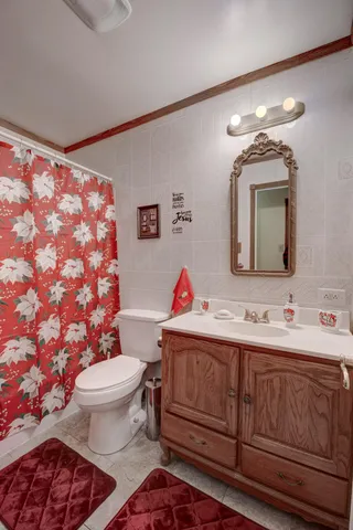 $245,900 | 754 Governor Road, Valparaiso, IN 46385