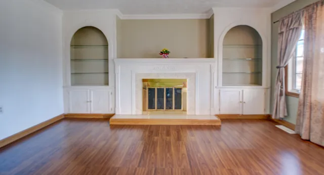 $245,900 | 754 Governor Road, Valparaiso, IN 46385