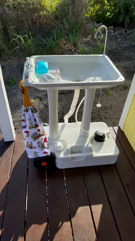 a view of house with outdoor space