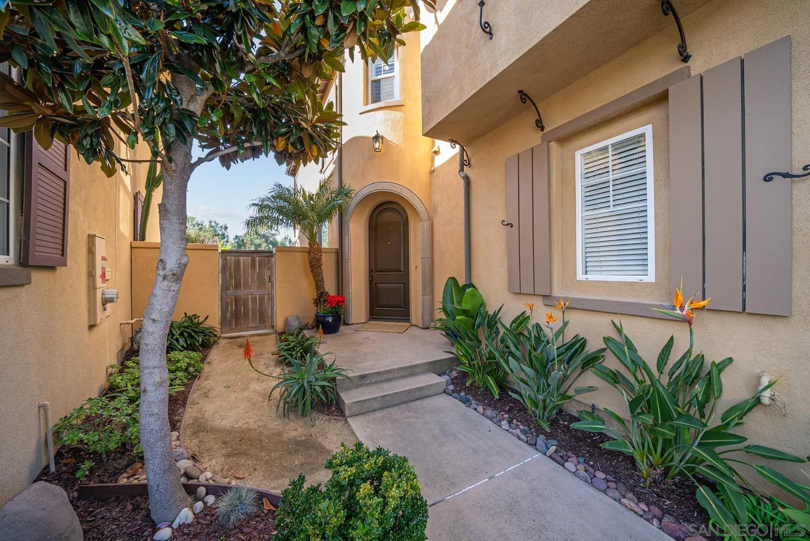 558 Beach Street Encinitas, CA 92024 - Photo 2 of 29 a front view of a house with garden