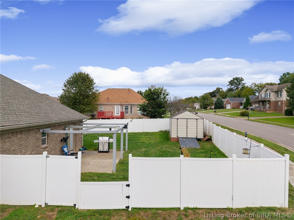 6413 Sunset Loop Charlestown, IN 47111 - Photo 27 of 36