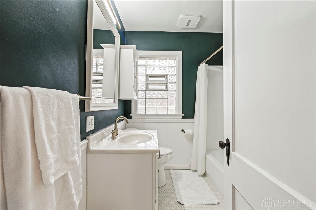 1449 Cardington Road Dayton, OH 45409 - Photo 20 of 54 Gallery Image 20