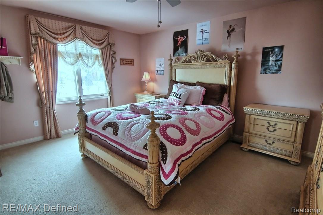 3960 Elk Drive Rochester, MI 48306 - Photo 20 of 27 3rd_Bedroom.jpg