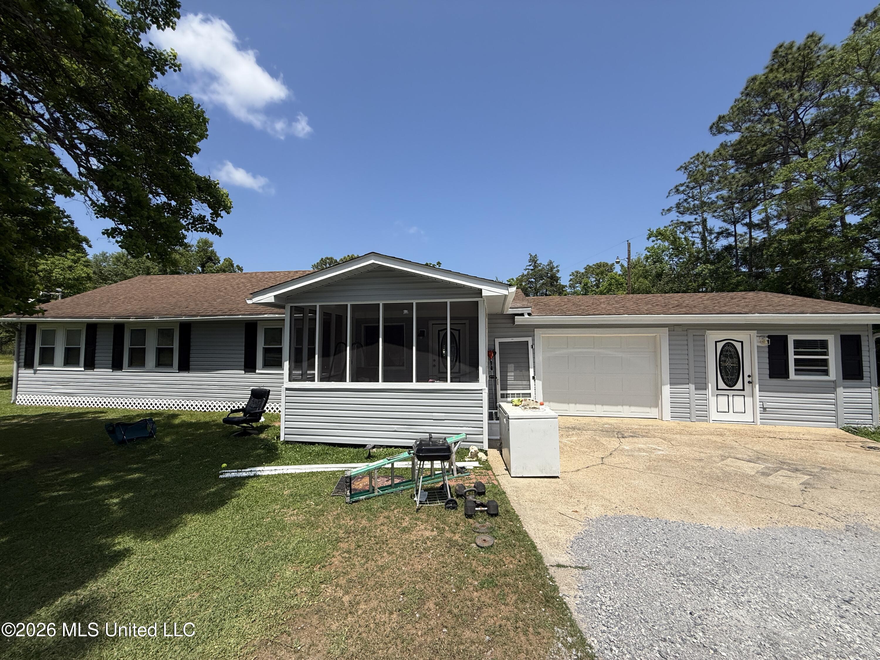 7204 Coda Road Moss Point, MS 39562 - Photo 1 of 20 IMG_8213
