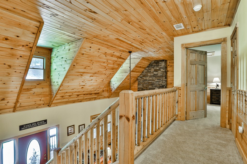 40 Graham Court Ellijay, GA 30540 - Photo 26 of 62 a view of a balcony