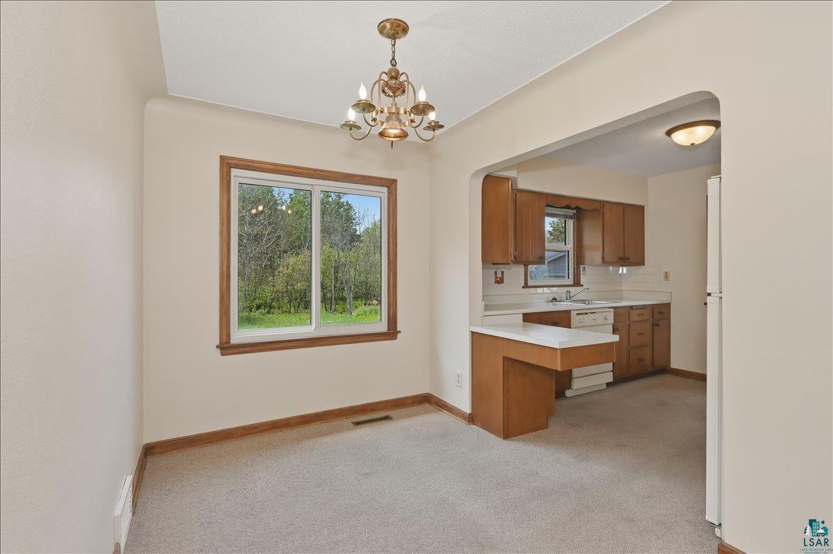 3021 Hutchinson Road Duluth, MN 55811 - Photo 6 of 19
