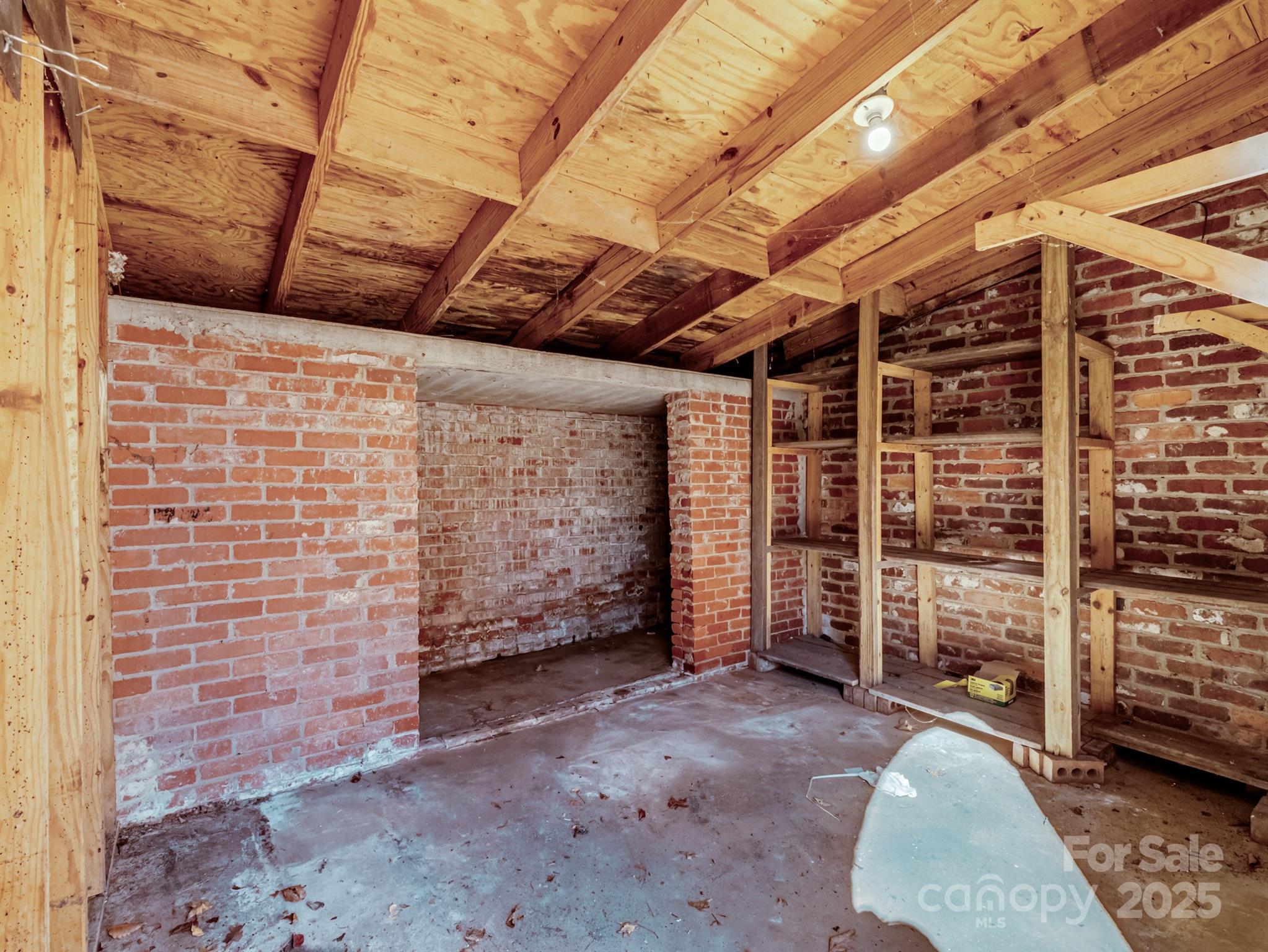 2111 Sagamore Road Charlotte, NC 28209 - Photo 43 of 48 a view of livingroom with closet