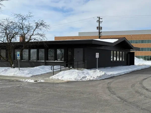 $290,000 | 1043 Harding Memorial Parkway, Marion, OH 43302