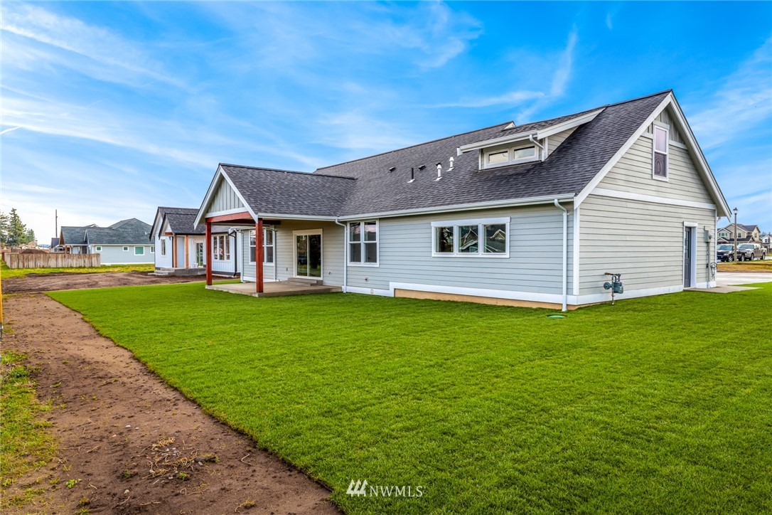 2244 Berryman Loop Lynden, WA 98264 - Photo 2 of 33