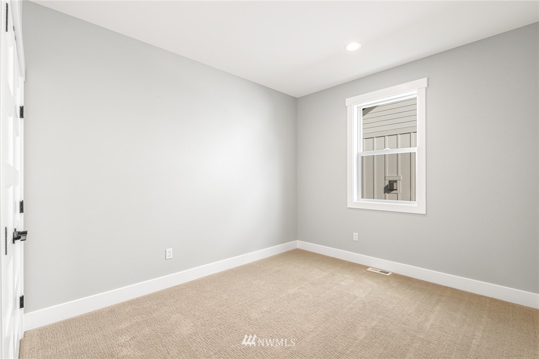 2244 Berryman Loop Lynden, WA 98264 - Photo 27 of 33