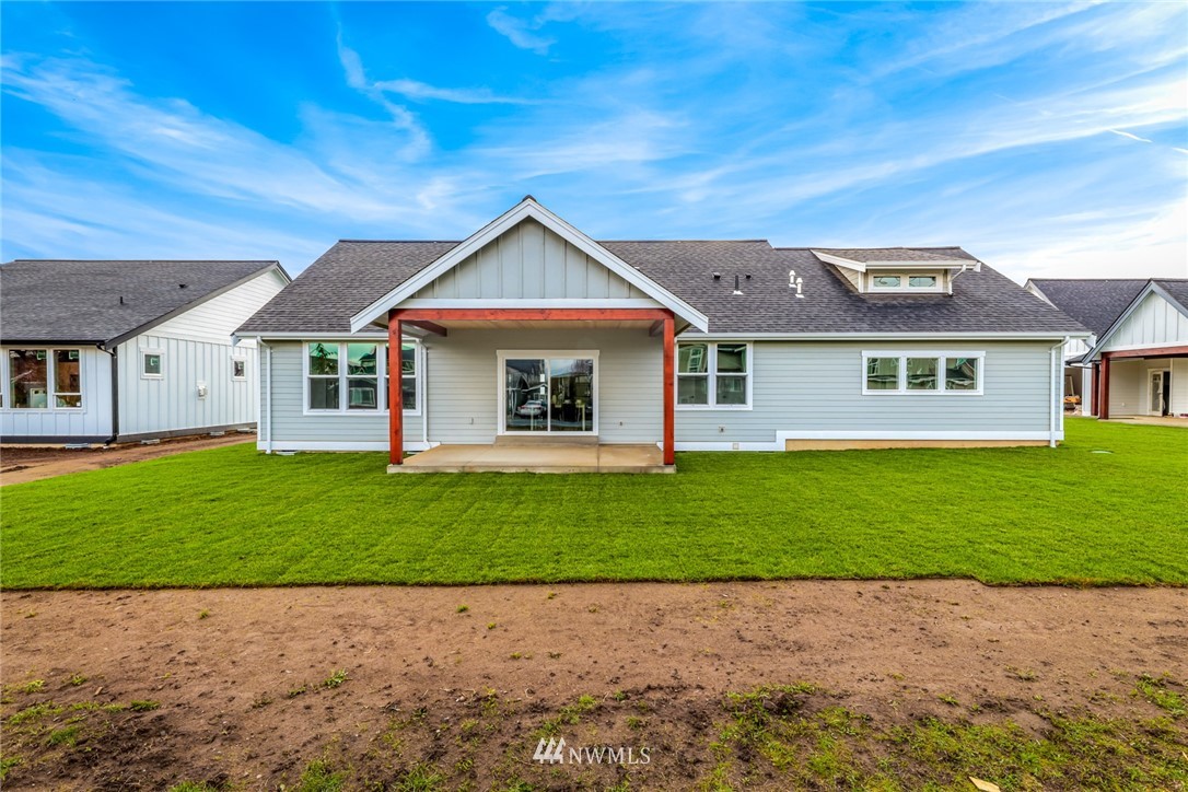 2244 Berryman Loop Lynden, WA 98264 - Photo 4 of 33