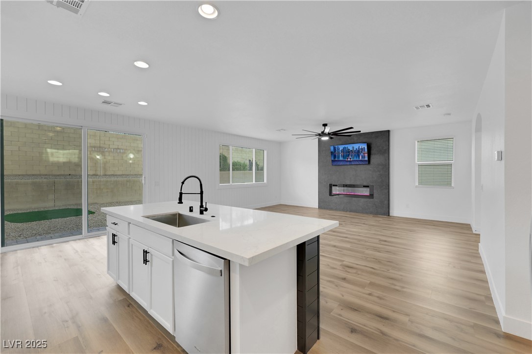 8043 Tank Loop Street Las Vegas, NV 89166 - Photo 9 of 35