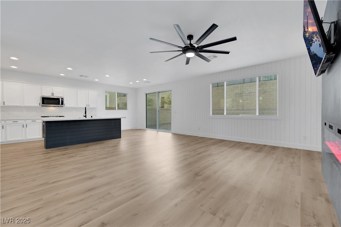 8043 Tank Loop Street Las Vegas, NV 89166 - Photo 10 of 35