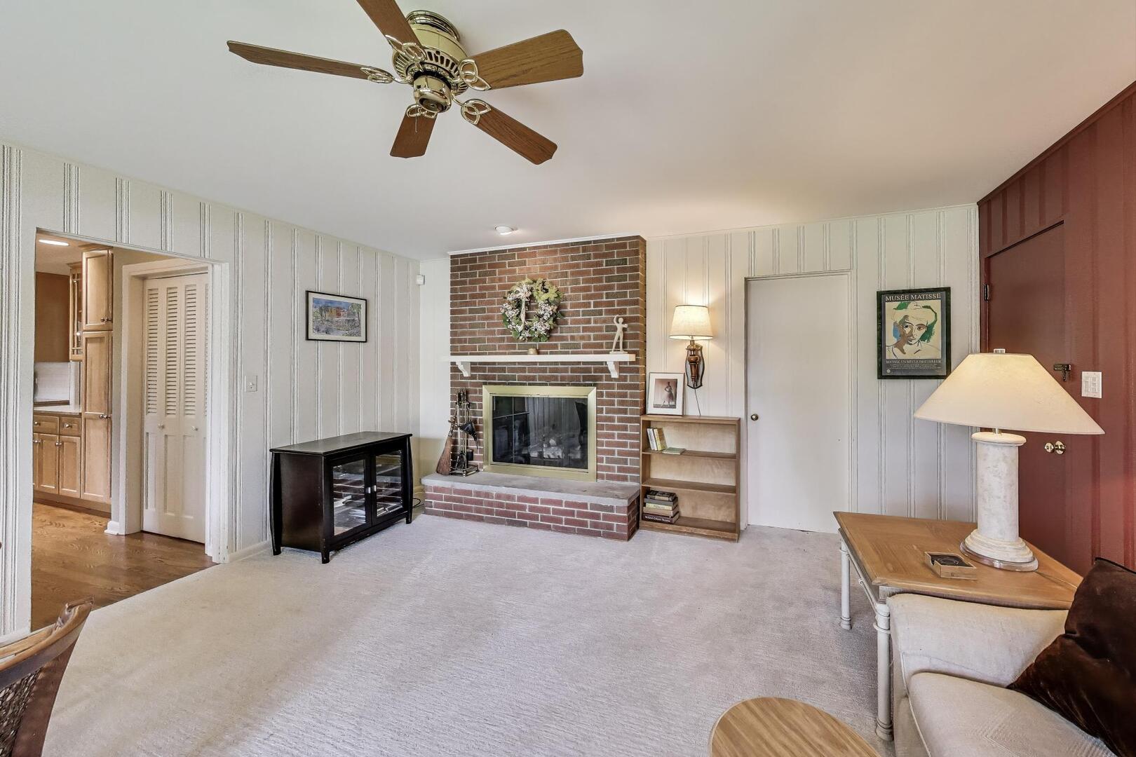 2300 Landwehr Road Northbrook, IL 60062 - Photo 15 of 36