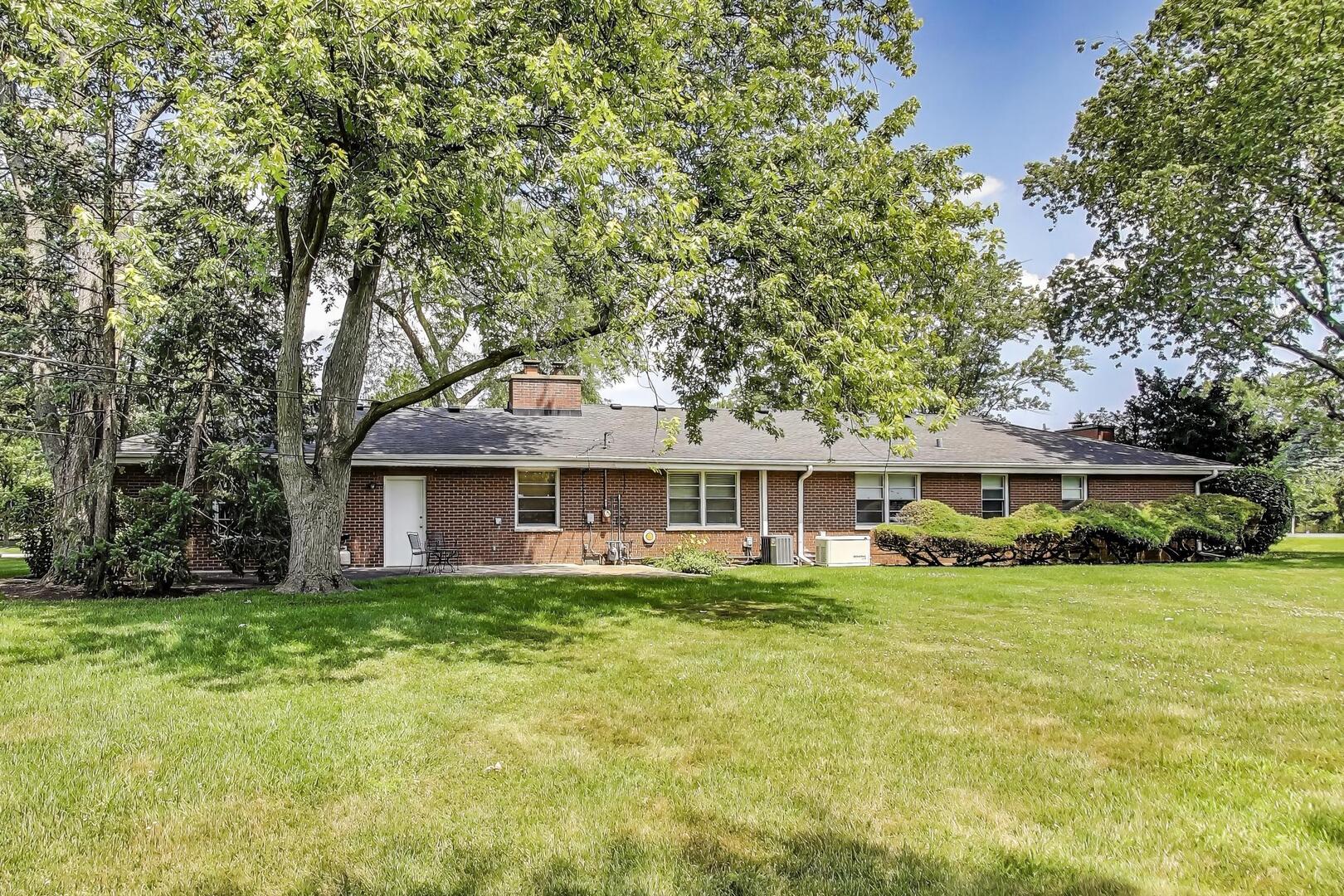 2300 Landwehr Road Northbrook, IL 60062 - Photo 28 of 36