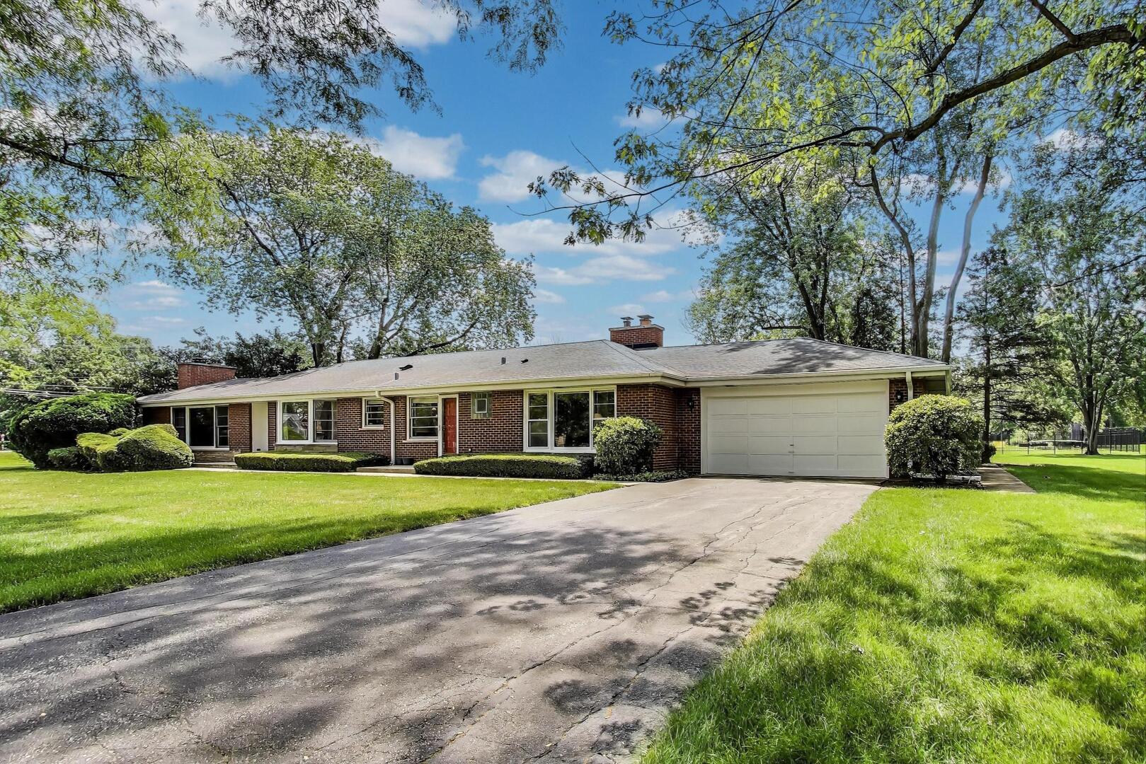2300 Landwehr Road Northbrook, IL 60062 - Photo 3 of 36
