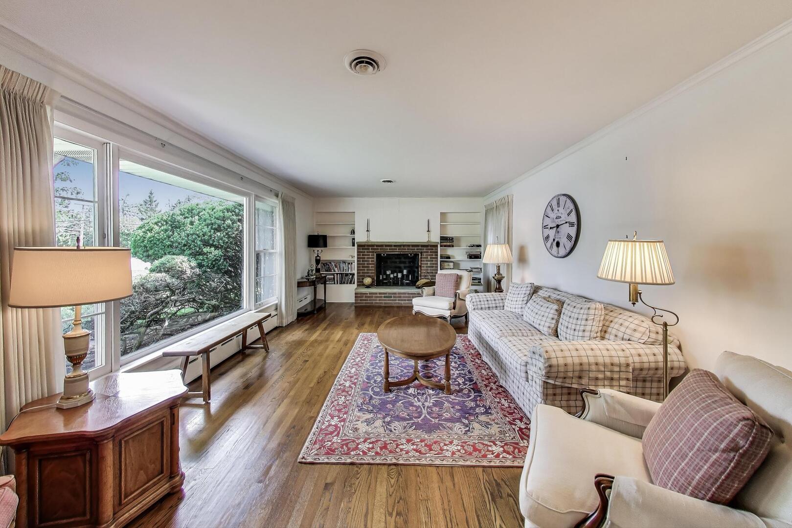 2300 Landwehr Road Northbrook, IL 60062 - Photo 5 of 36