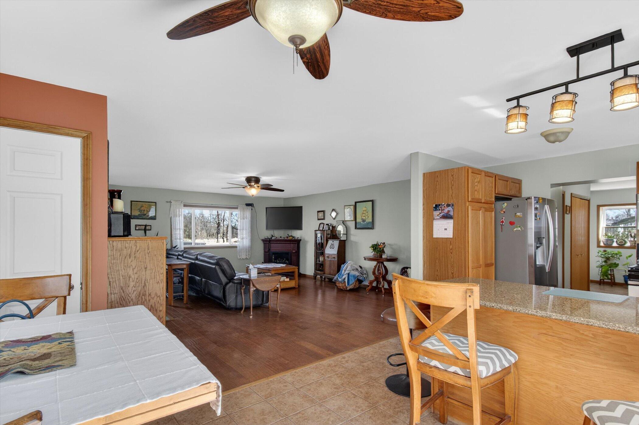 7001 Jefferson Road Brooklyn, MI 49230 - Photo 11 of 49 11-7001 Jefferson Rd Brooklyn-Windowstil