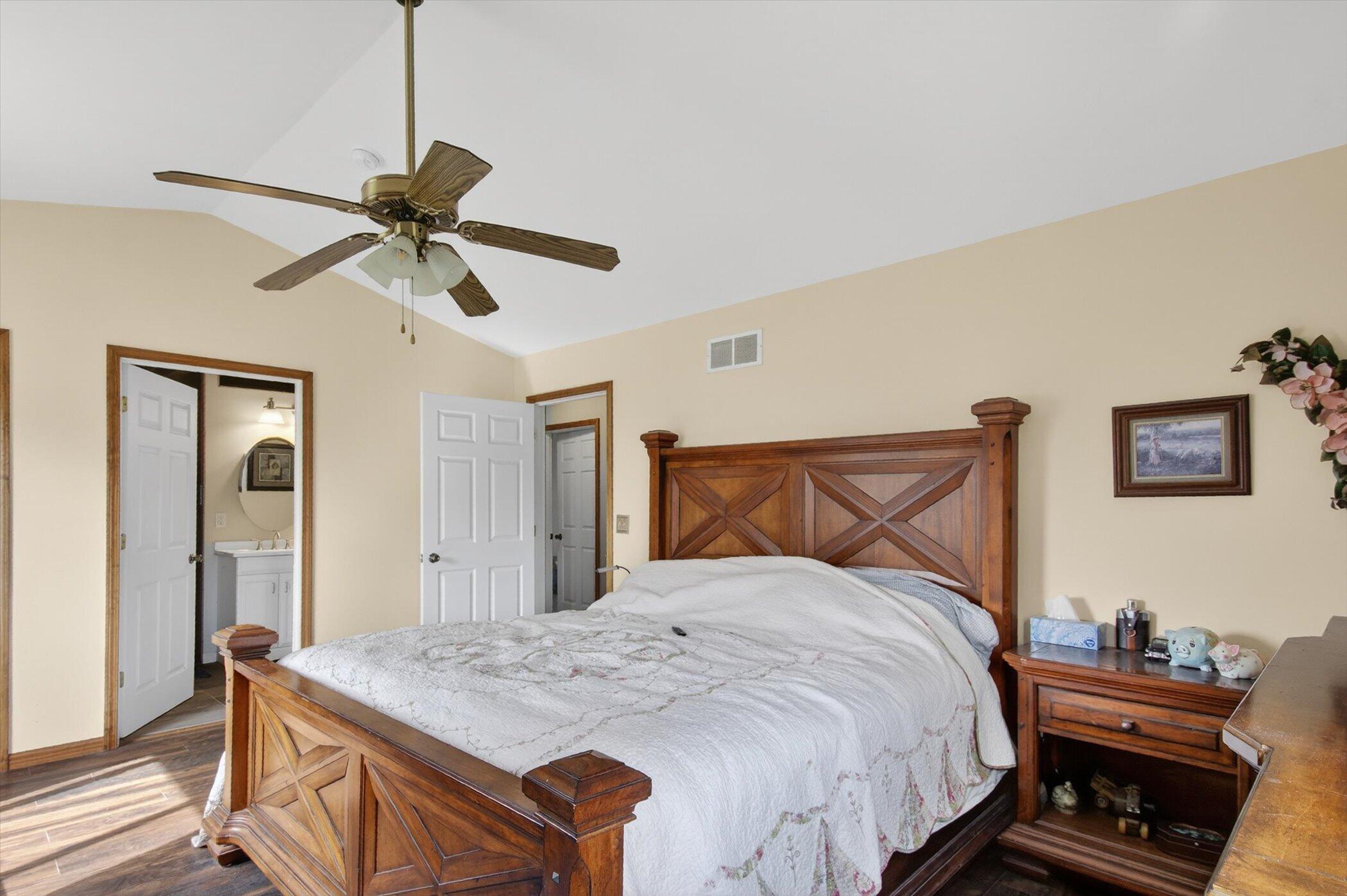 7001 Jefferson Road Brooklyn, MI 49230 - Photo 21 of 49 21-7001 Jefferson Rd Brooklyn-Windowstil