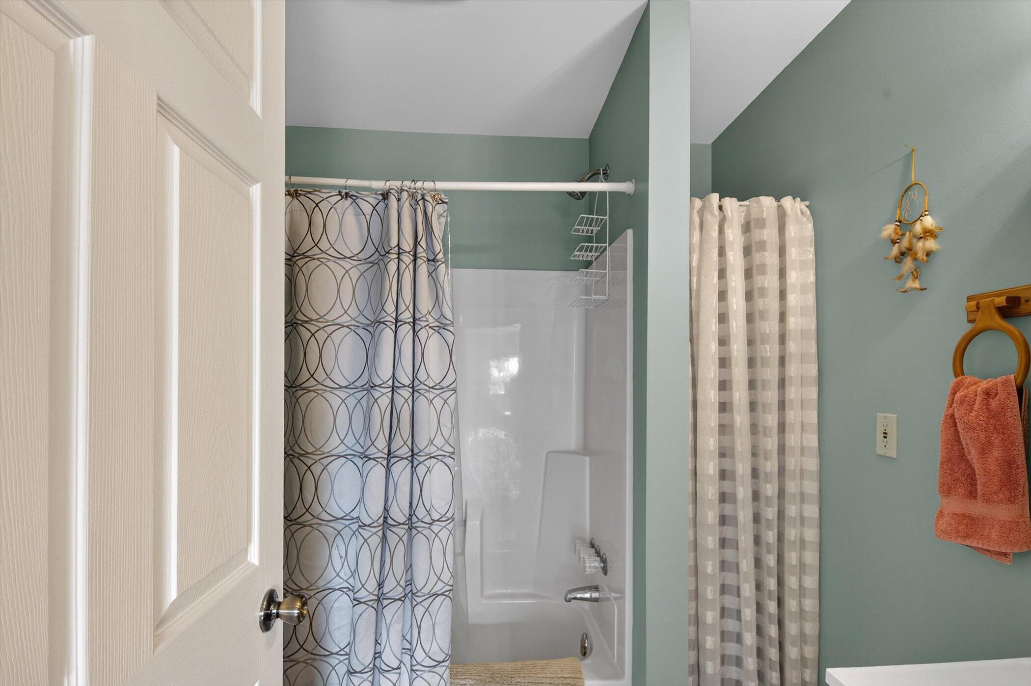 7001 Jefferson Road Brooklyn, MI 49230 - Photo 38 of 49 38-7001 Jefferson Rd Brooklyn-Windowstil