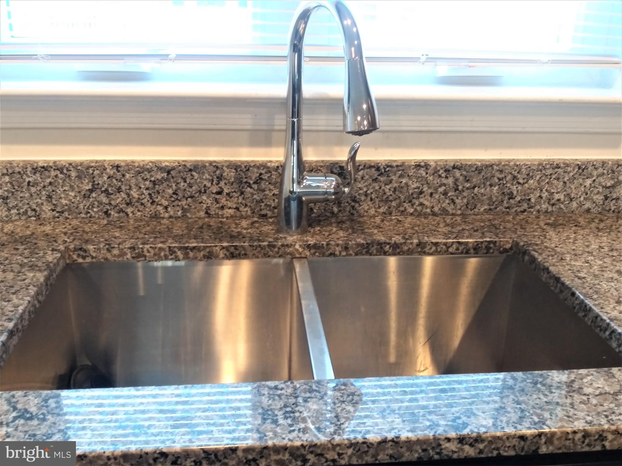 8016 Clovis Way Hanover, MD 21076 - Photo 15 of 41 Double sink