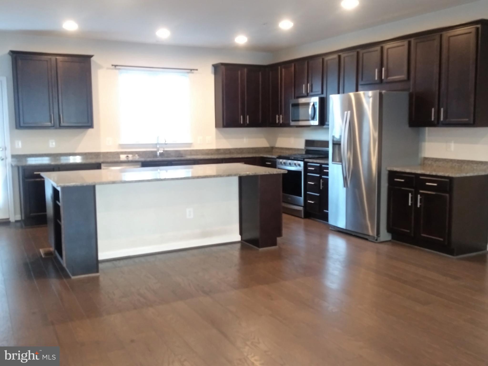 8016 Clovis Way Hanover, MD 21076 - Photo 9 of 41