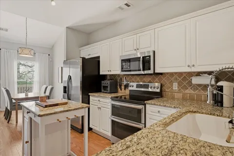 $570,000 | 306 Normandy Circle, Nashville, TN 37209