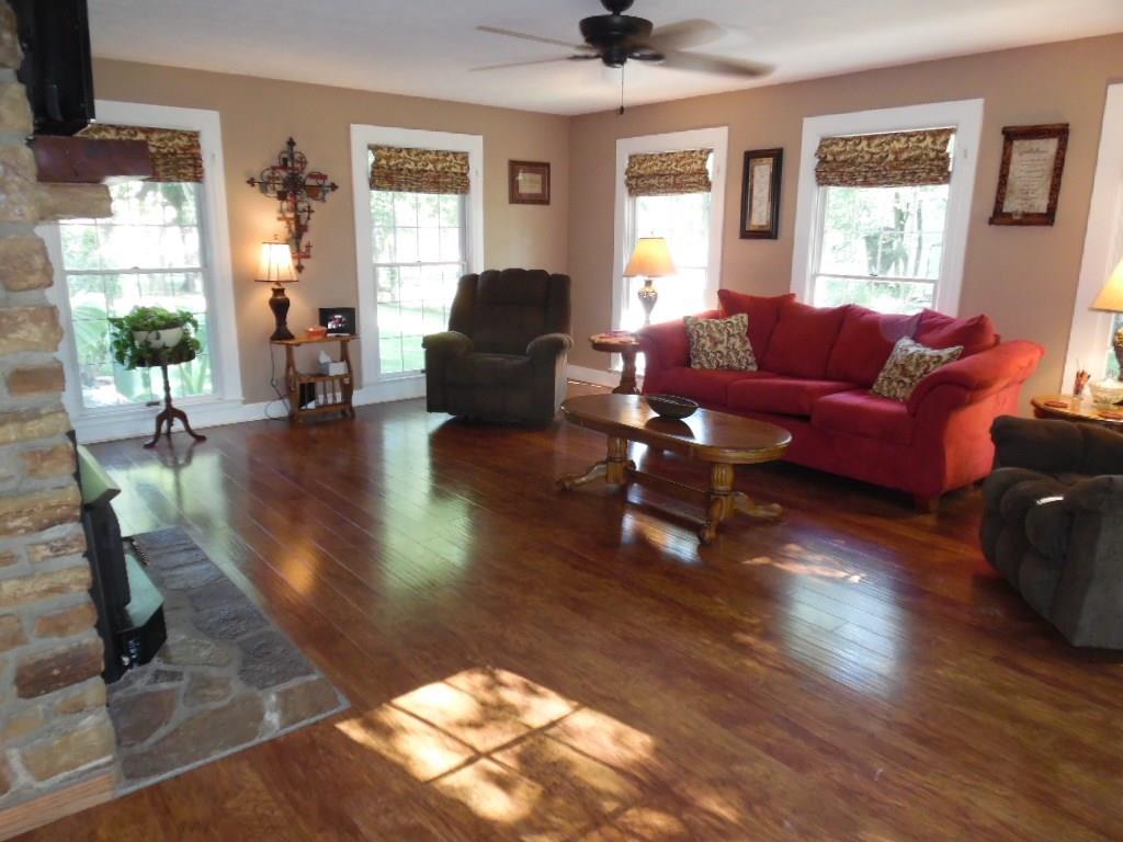 614 Howard Road Greenwood, IN 46142 - Photo 17 of 44 Gallery Image 17