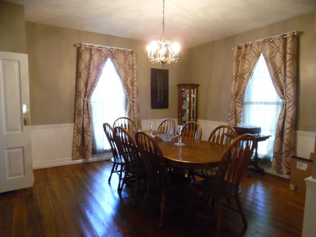 614 Howard Road Greenwood, IN 46142 - Photo 8 of 44 Gallery Image 8