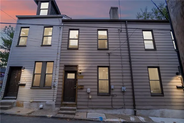 $1,800 | 523 Alpine Avenue, Pittsburgh, PA 15212