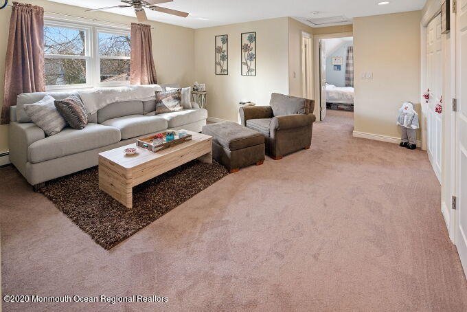 573 Lloyd Road Aberdeen, NJ 07747 - Photo 18 of 23 virtual-tour-86231-photo-16076293609543