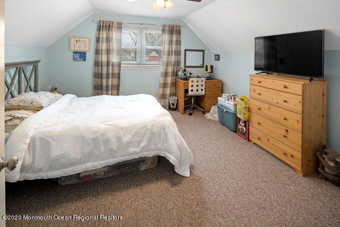 573 Lloyd Road Aberdeen, NJ 07747 - Photo 20 of 23 virtual-tour-86231-photo-16076293661327