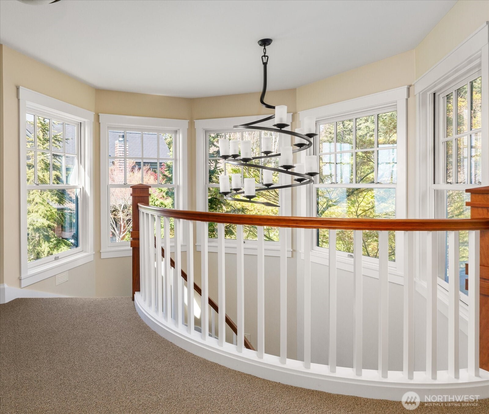 5848 Mutiny Bay Road Freeland, WA 98249 - Photo 32 of 40 a view of hallway with furniture