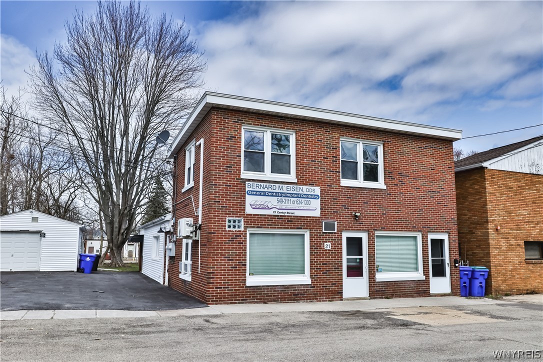 21 Center Street Evans, NY 14006 - Photo 1 of 16
