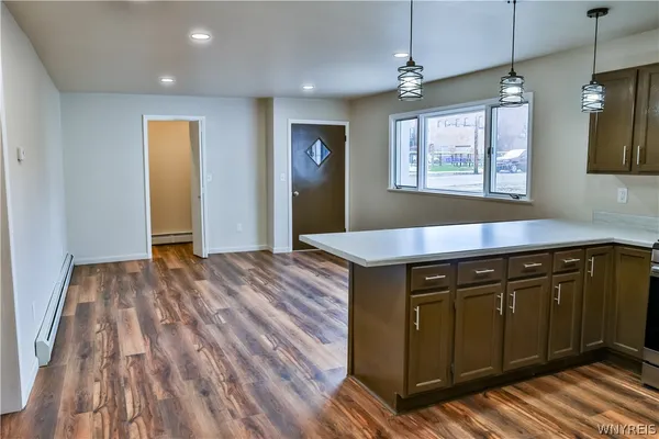 $1,350 | 21 Center Street, Evans, NY 14006