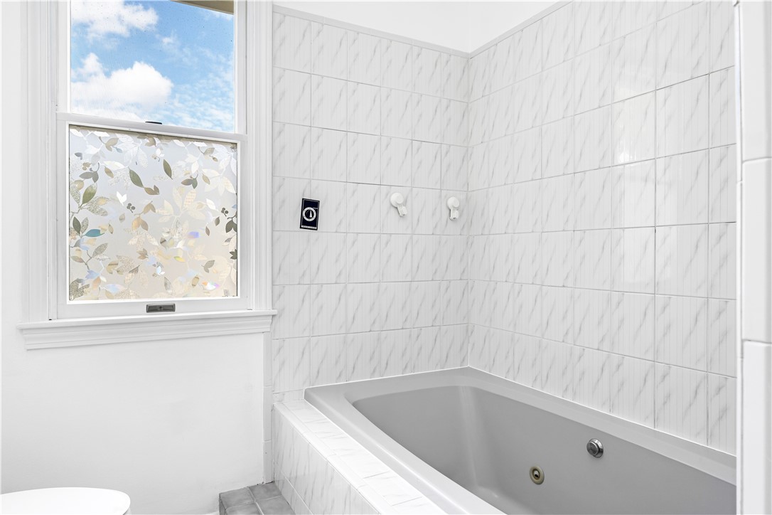 22 Miles Avenue, Unit 1 Providence, RI 02906 - Photo 24 of 32