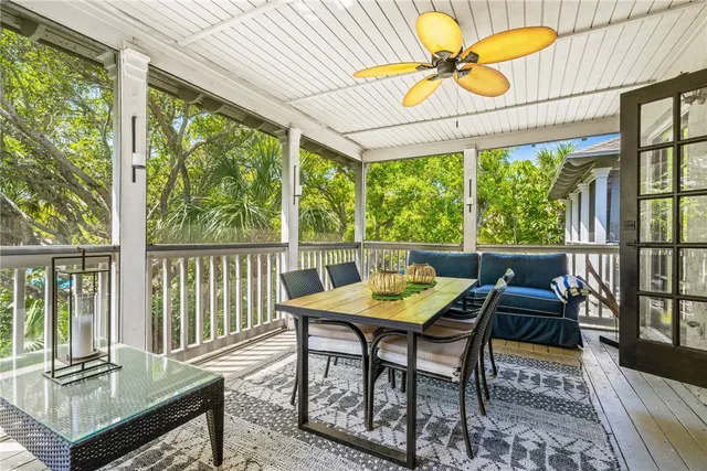 $8,500 | 1215 Winding Oaks Circle East, Unit 406, Vero Beach, FL 32963